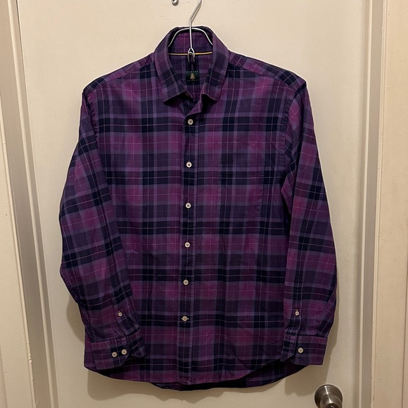 Robert Talbott (L) - Picture 15 of 16